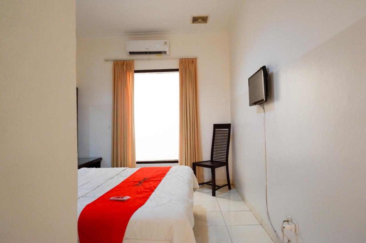 Reddoorz Near Wisata Kota Semarang