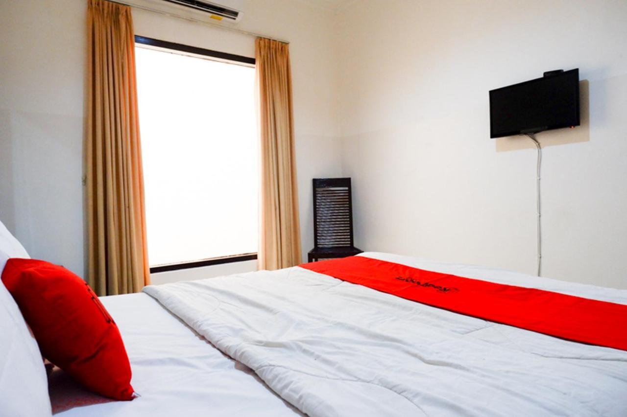 Reddoorz Near Wisata Kota 2*
