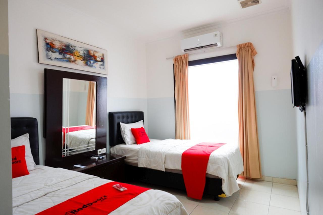 Hotel Reddoorz Near Wisata Kota Semarang